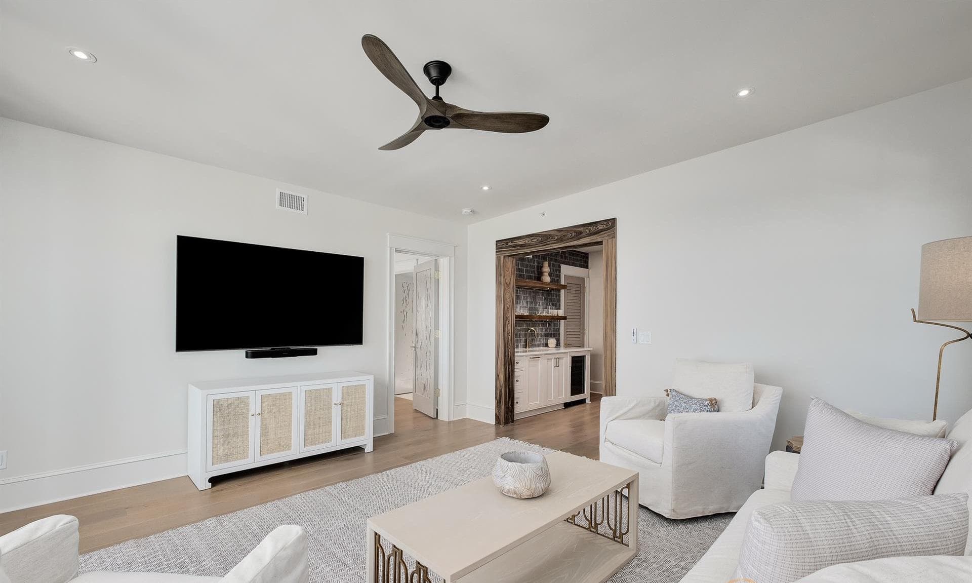 Seawalk Sanctuary - Image 64