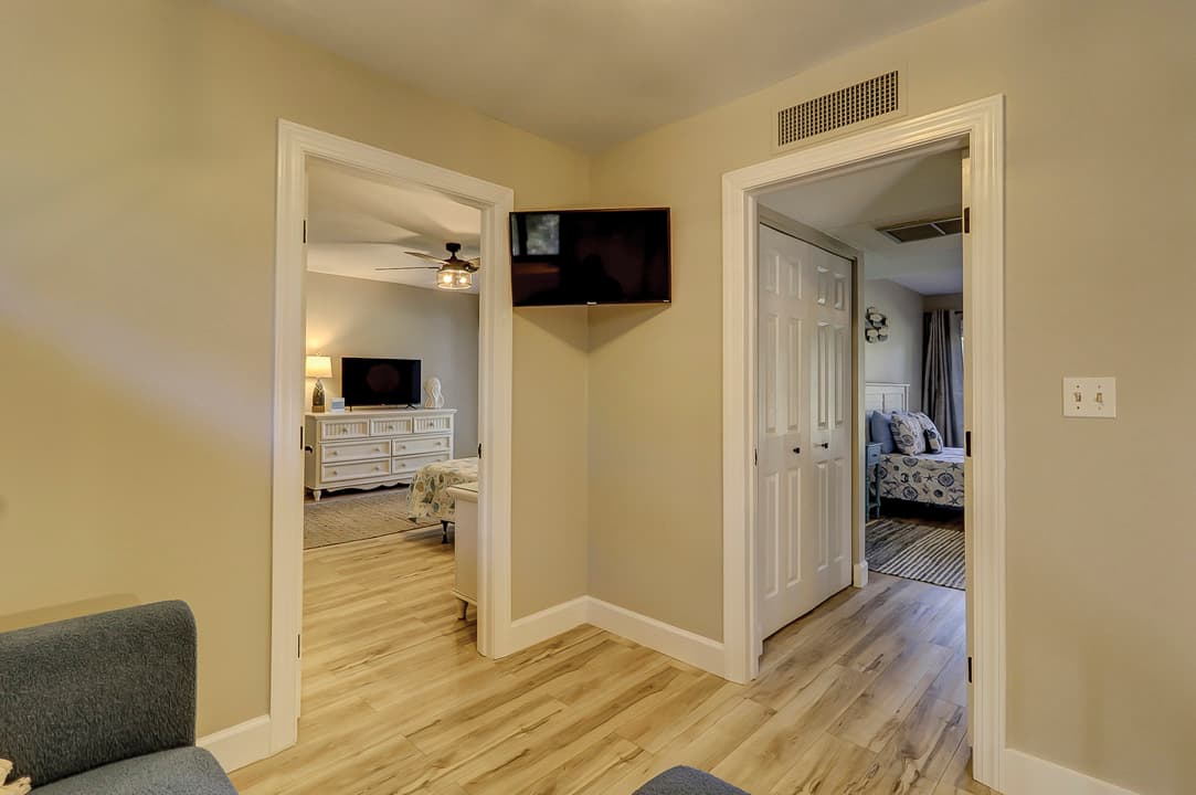 Hickory Home - Image 11