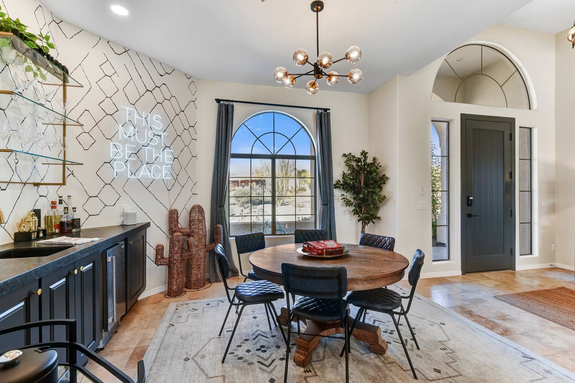 Pinnacle Peak Escape - Image 18