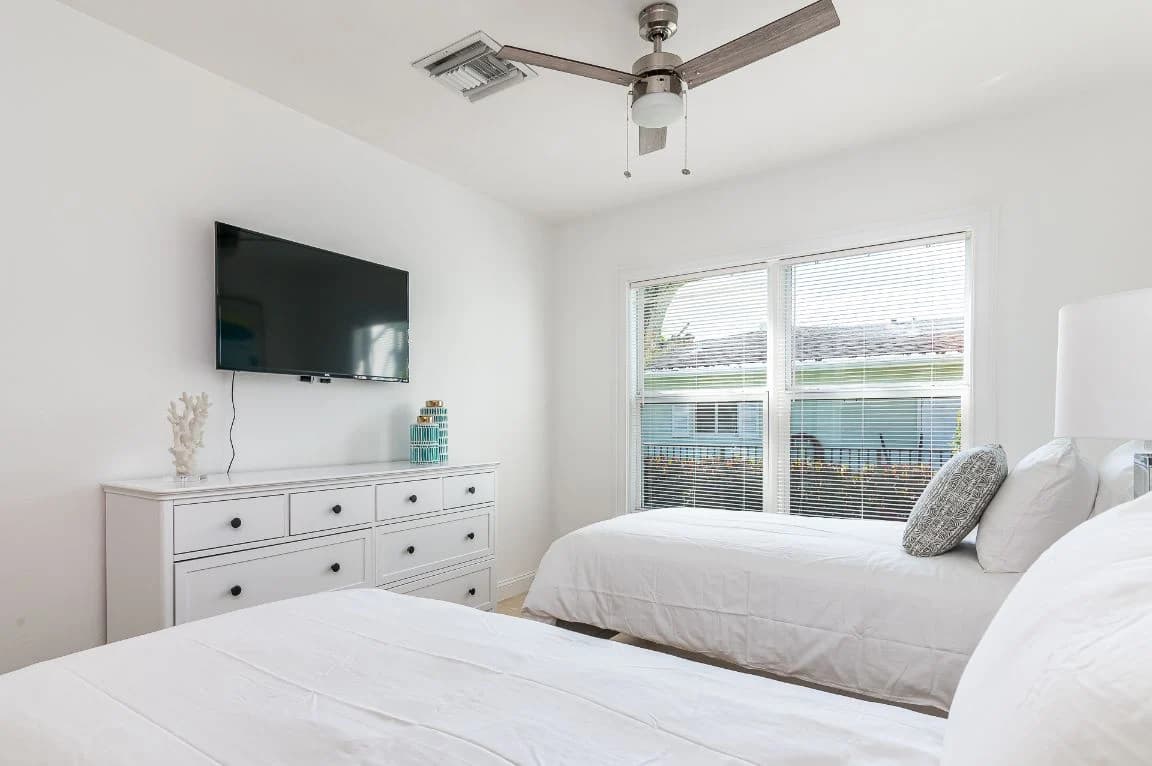 Chapel Hill House - Image 24