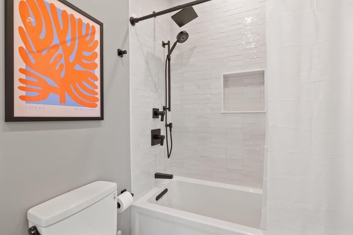 Nauset Heights Luxury - Image 32