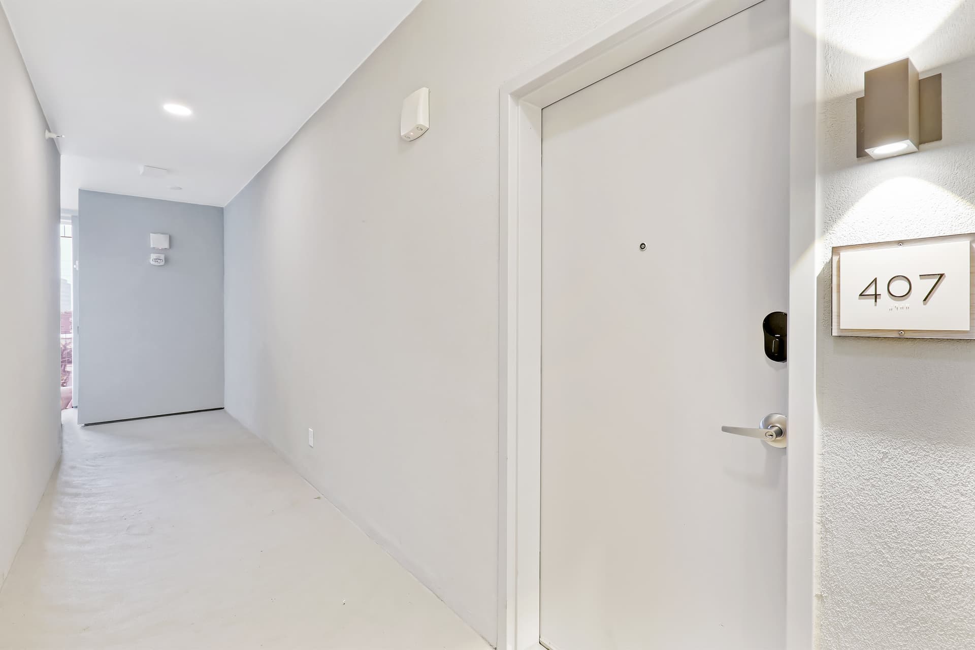 Eve on the River 407 - Image 16