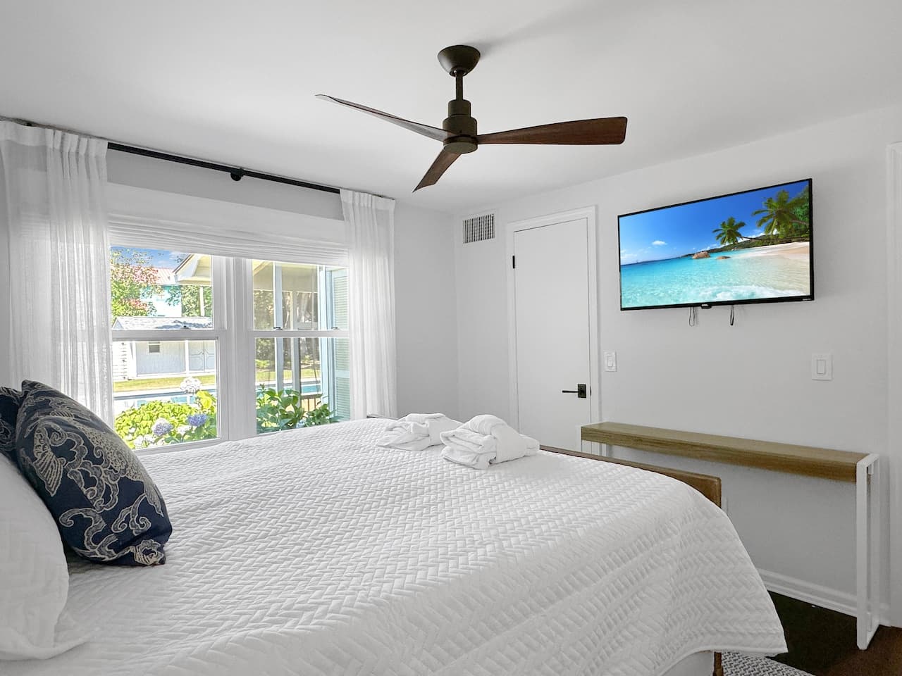 Tucked In - Image 22