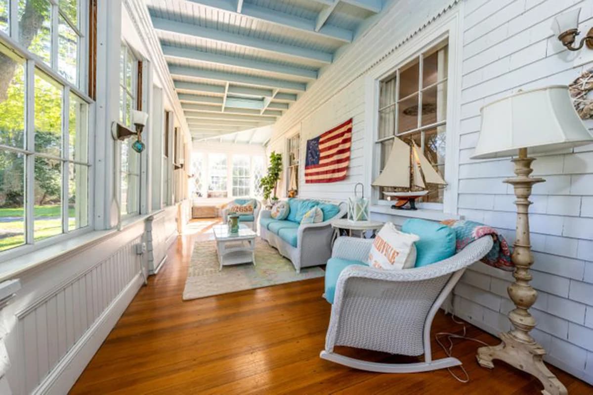 Center Of It All Estate - Image 49