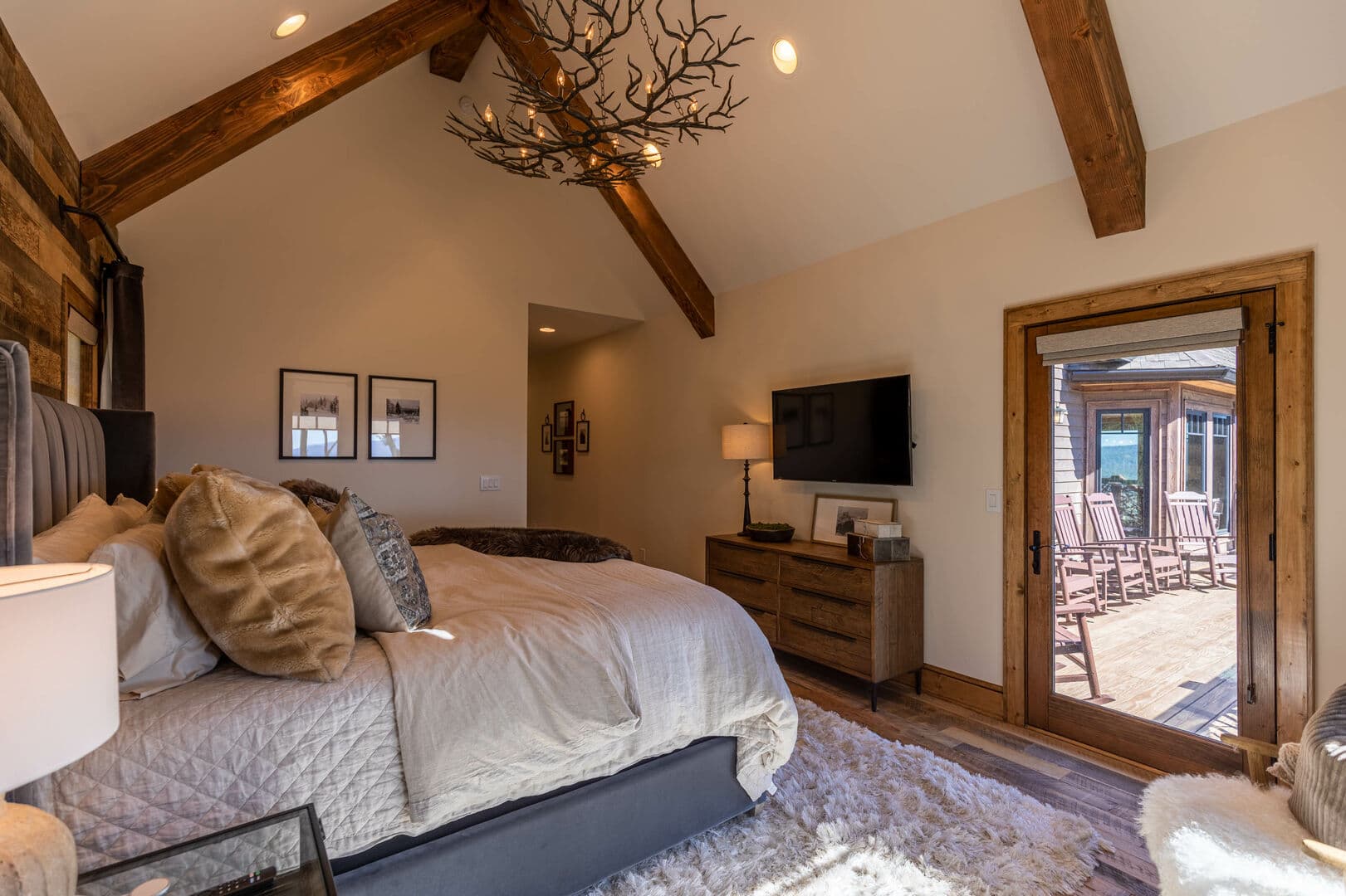 Almost Heaven at Eagles Nest - Image 17