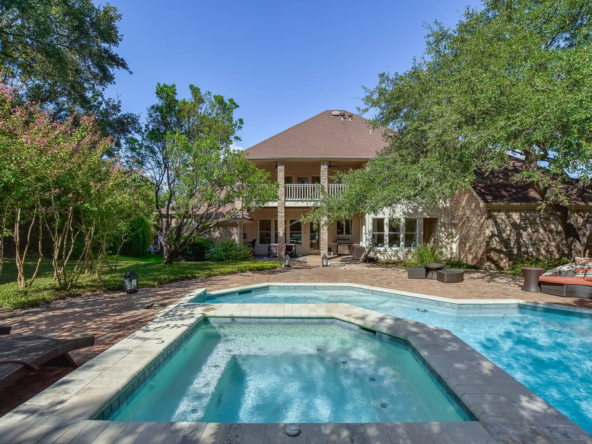 Austin Country Club Estate - Image 35