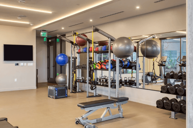 Majestic Residence - Image 11