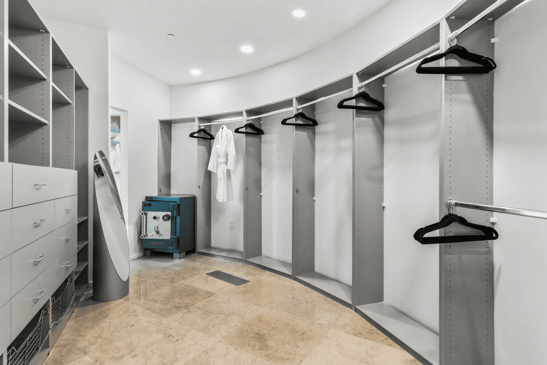 Jetson Estate - Image 21