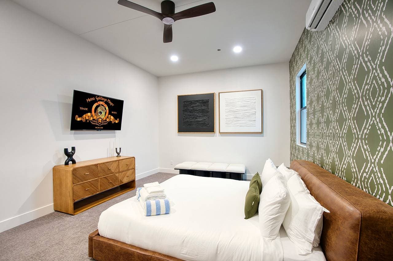 Old Town Osborn - Image 5