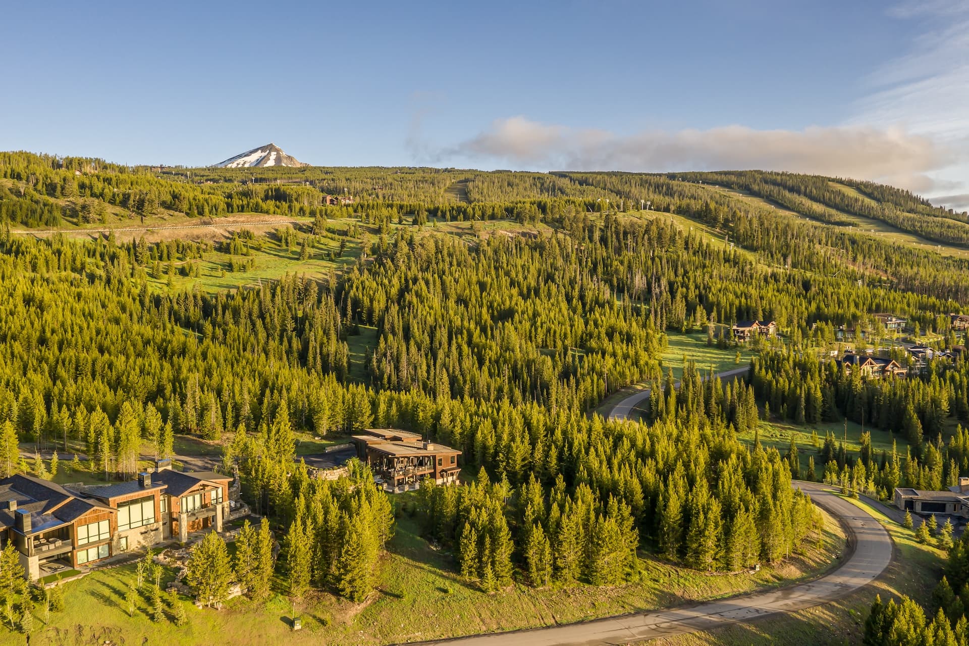 Yeti Ridge Retreat - Image 43