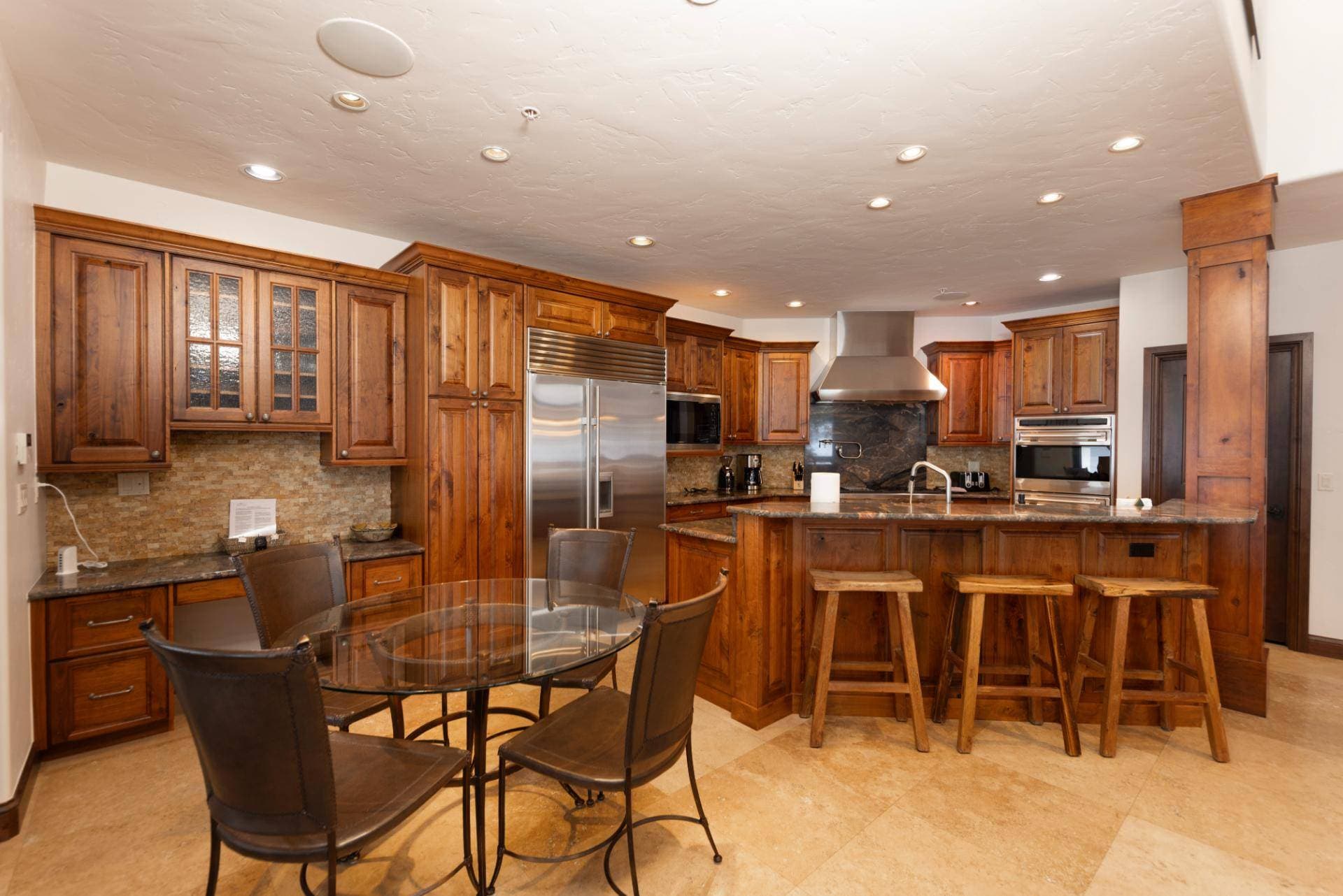 Bee Line Escape - Image 5