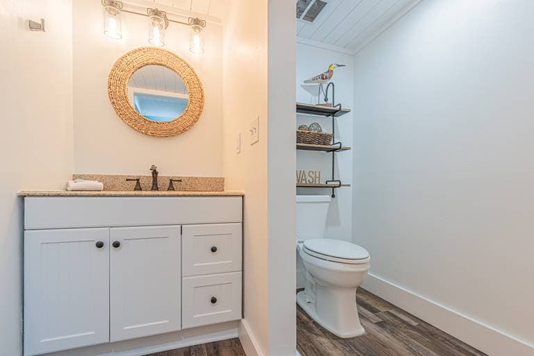 Bayou Townhome - Image 26