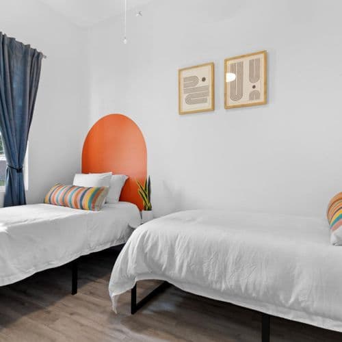 House of Vibes - Image 22