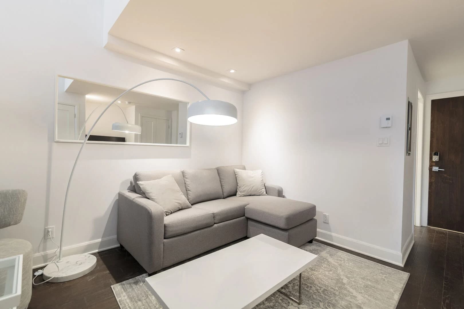 Saint Home - Image 9