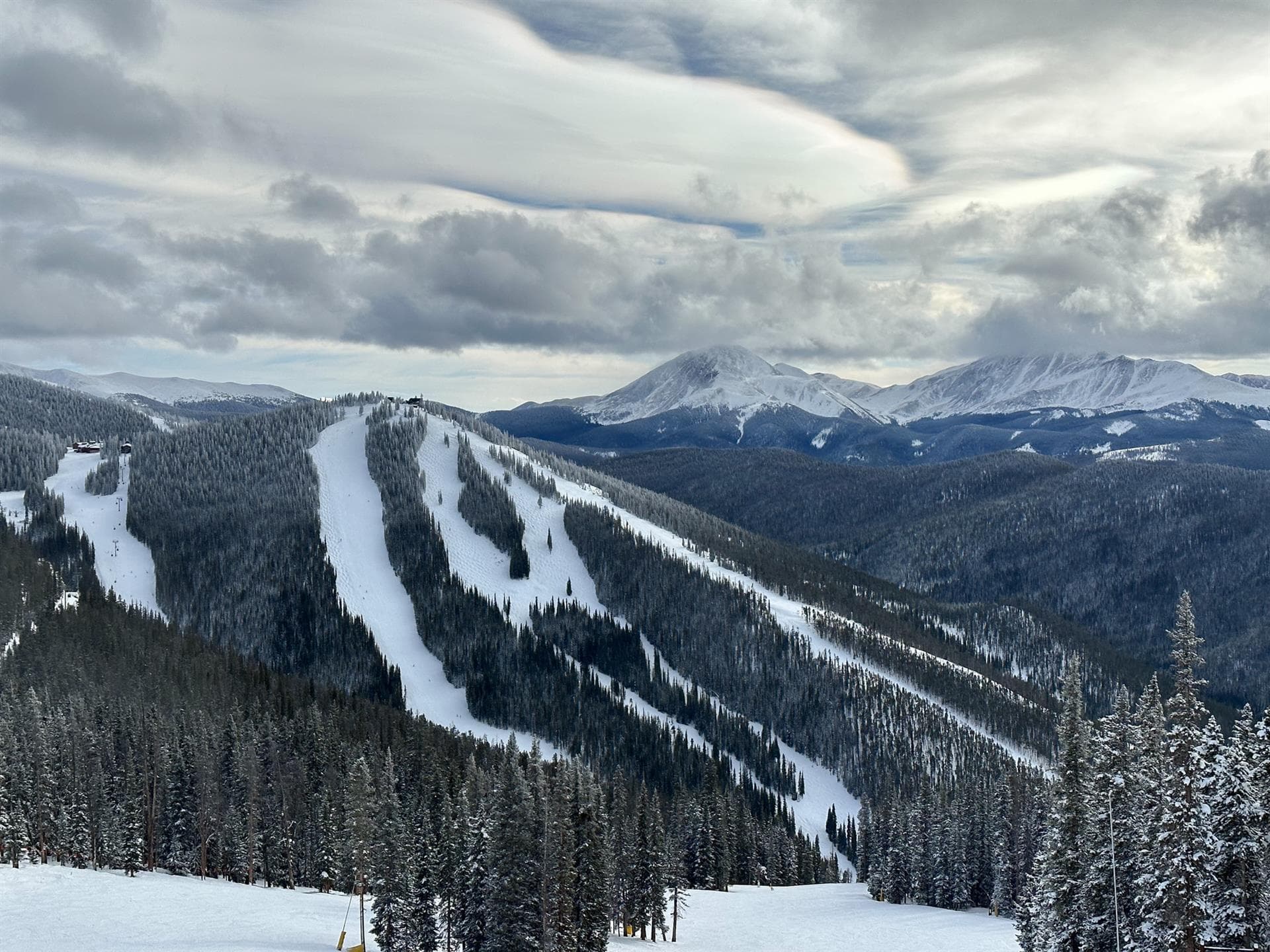 Bear Residence - Image 25