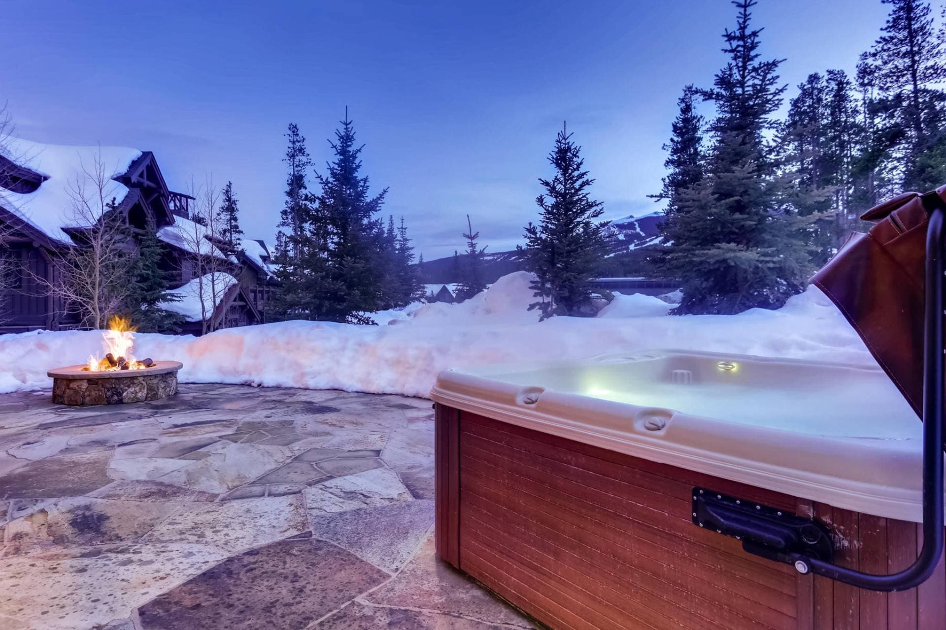 Monarch Place - Image 2