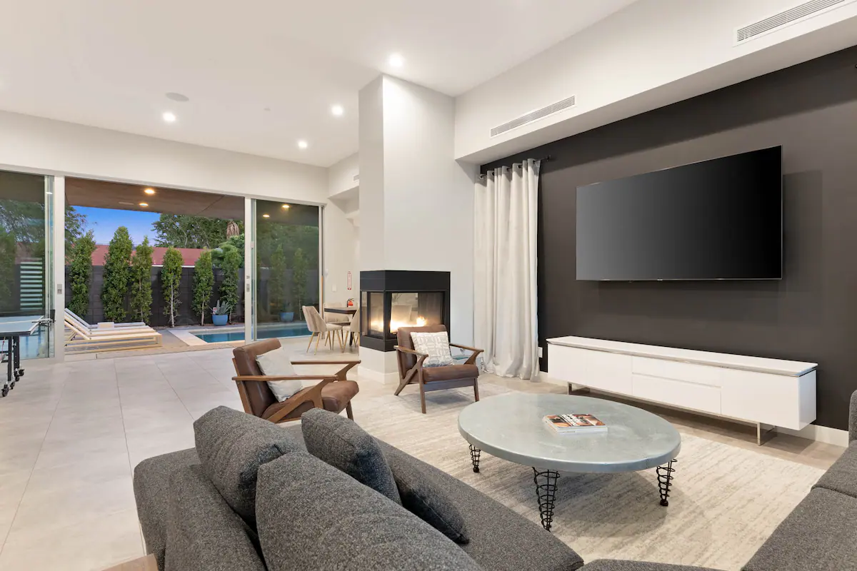 Opulent Haven - Image 2