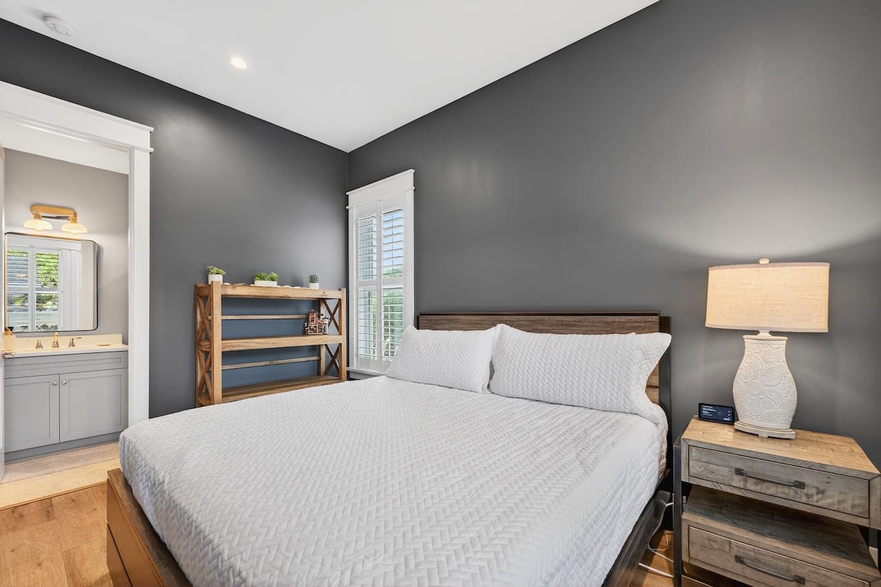 Southern Grace - Image 30