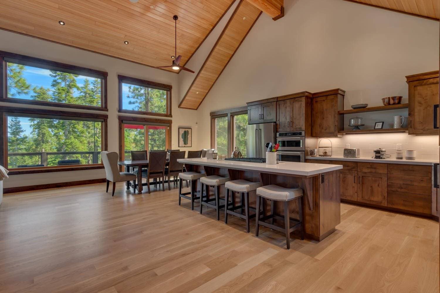 Bluebird Lodge - Image 5