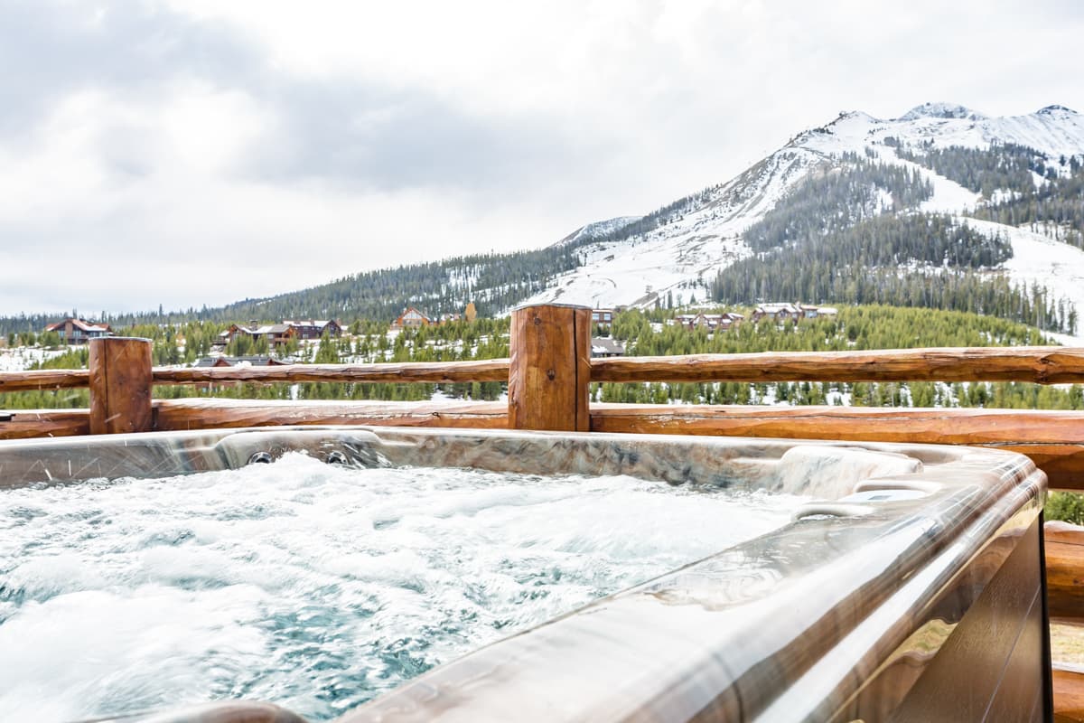 Saddle Ridge Townhome #J1 - Image 2