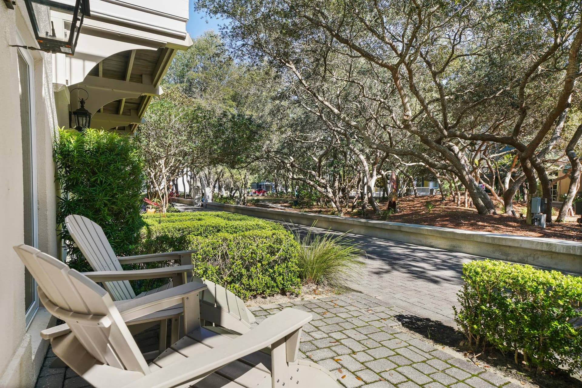 Allora House - Image 44