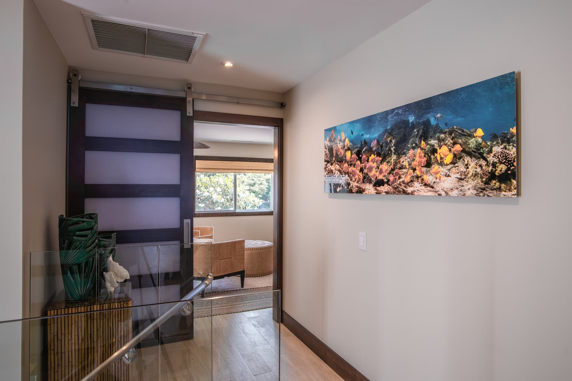 Kona Seaside Yacht Villa - Image 20