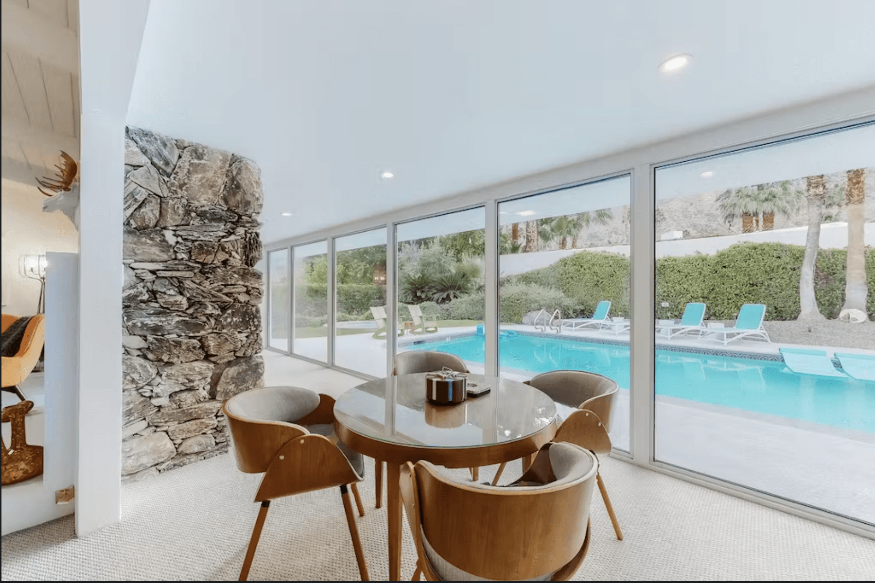 Palm Springs Style House - Image 4