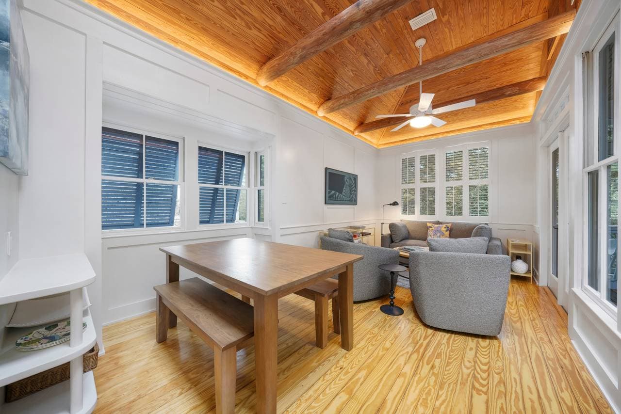 Little Lodge - Image 4