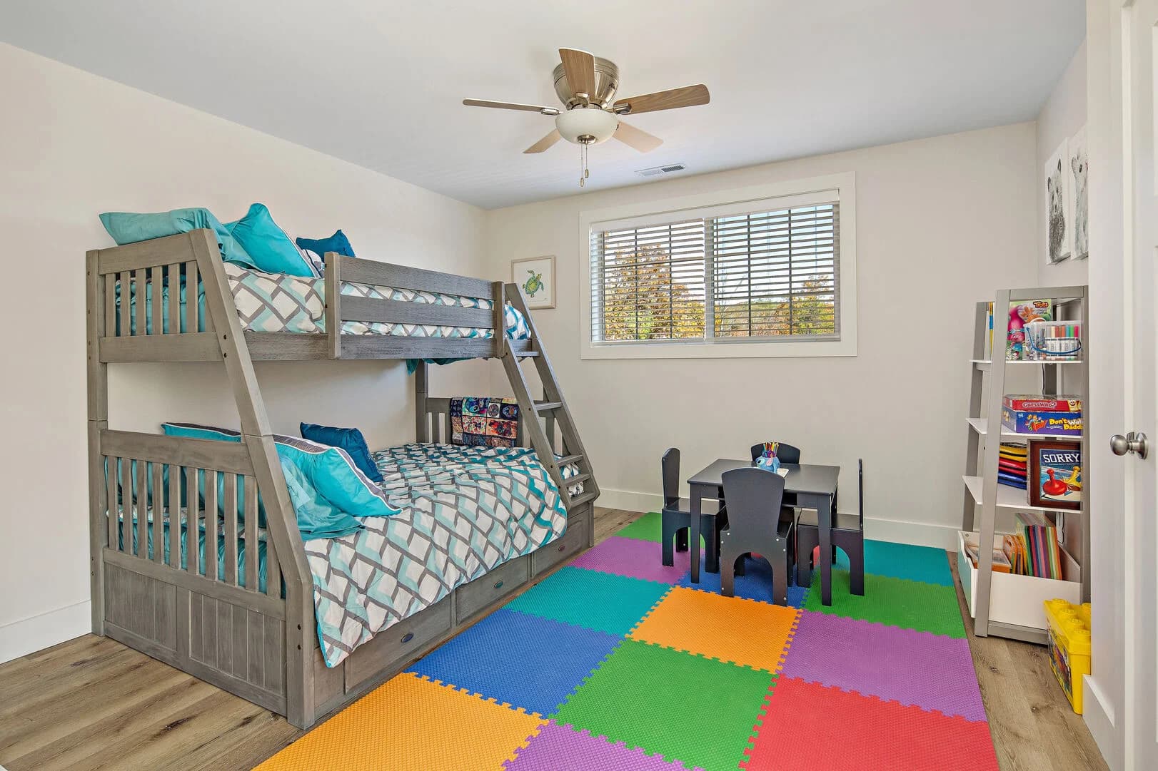 Hilltop Splendor House - Image 22