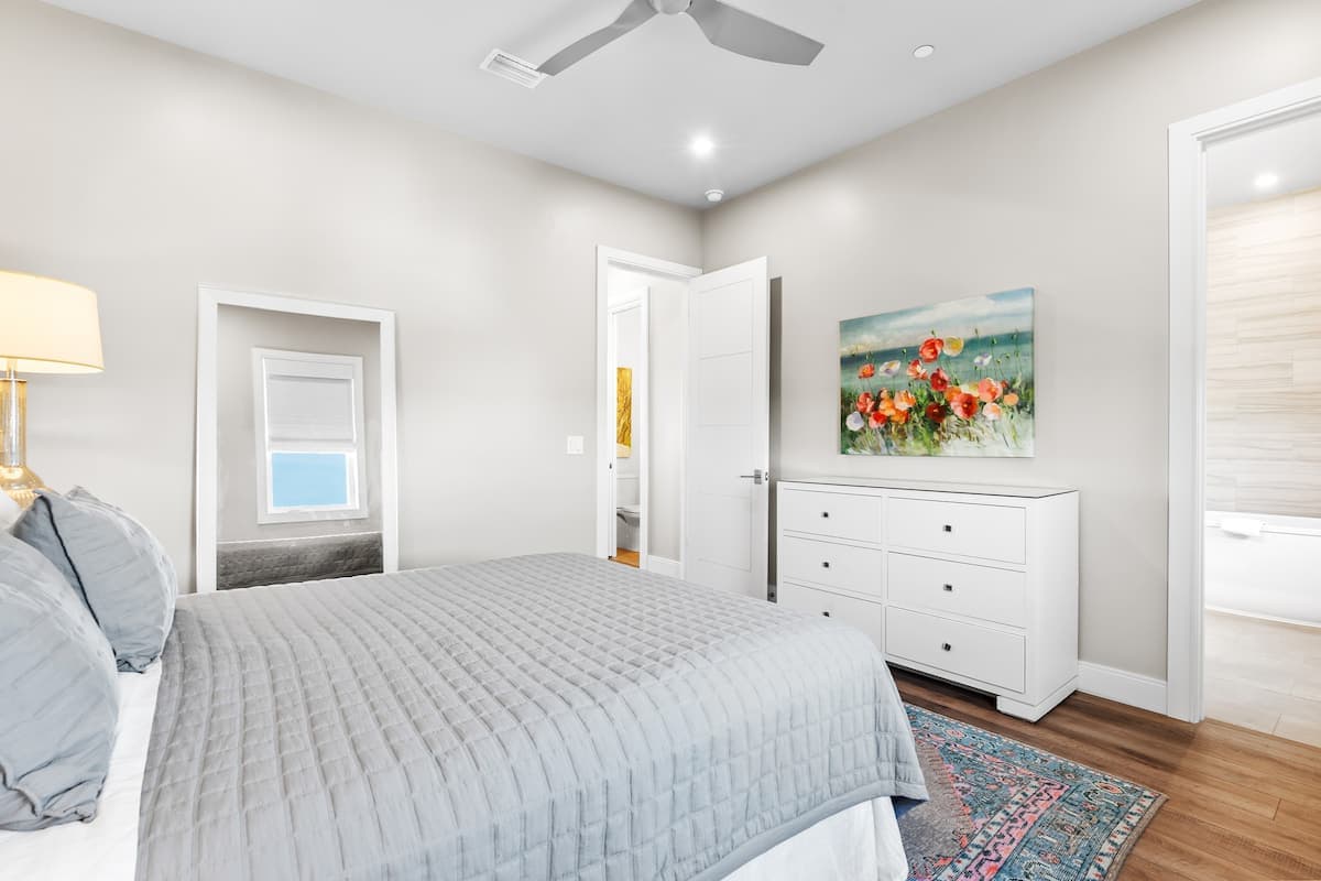 Crest One - Image 22