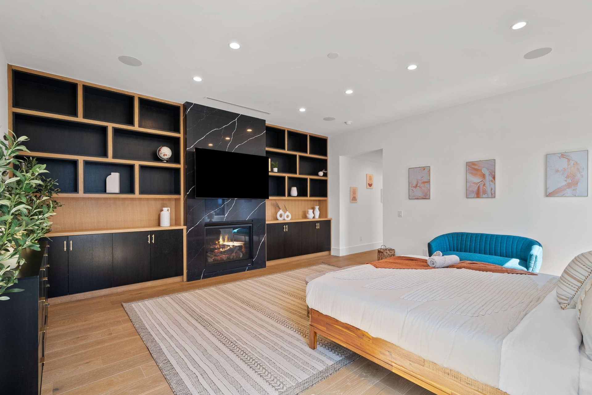 Lake Street - Image 12