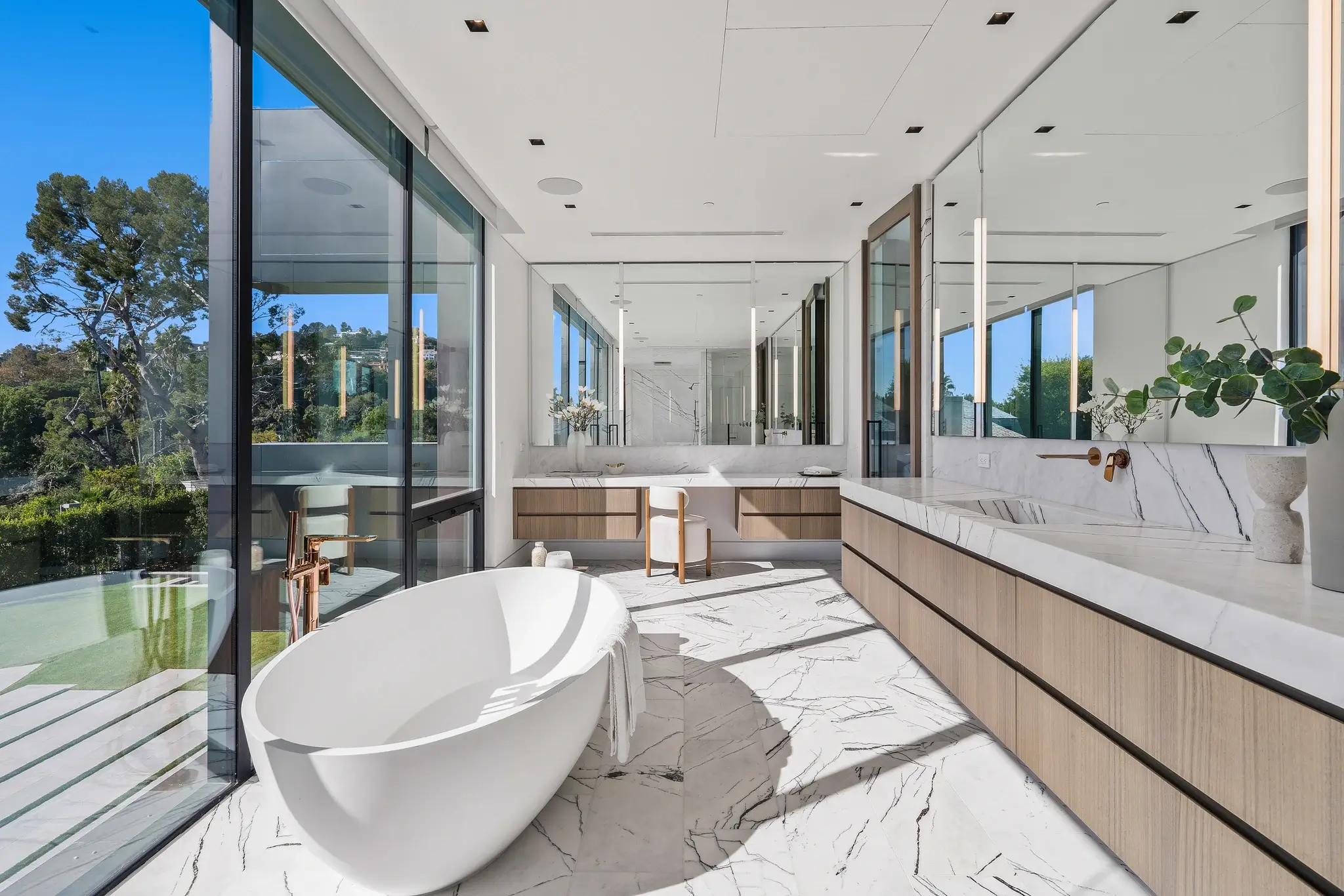 Forza Modern - Image 19