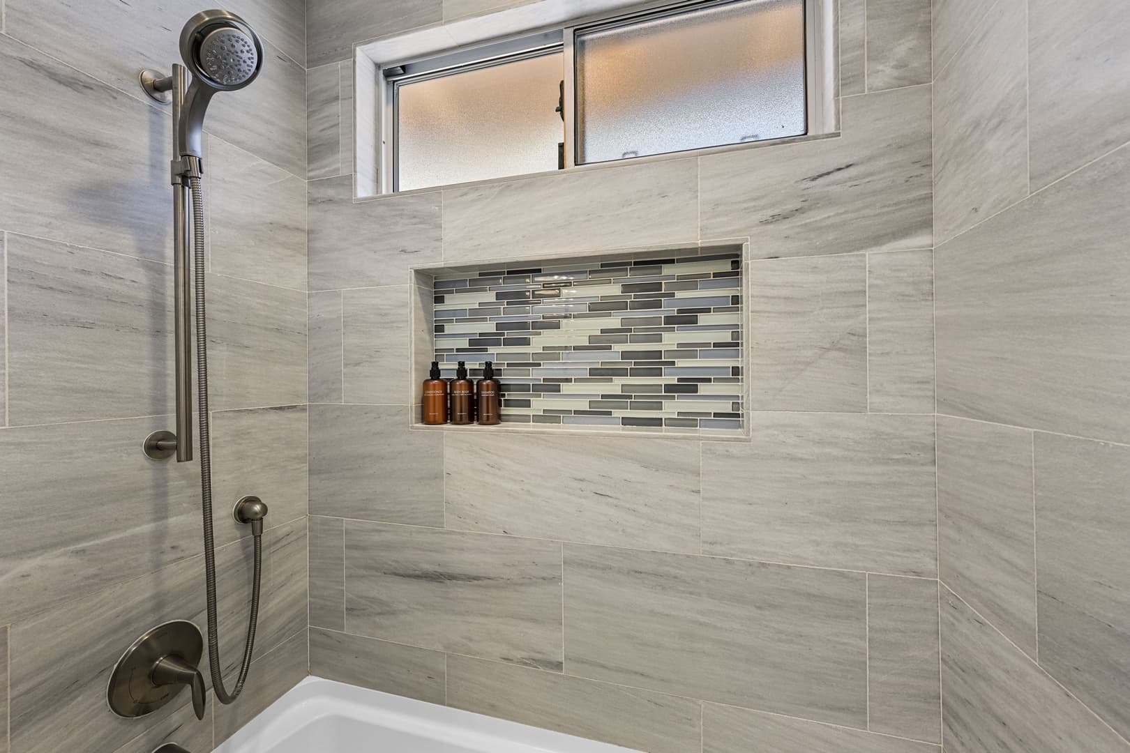 Pacific Beach Retreat - Image 29