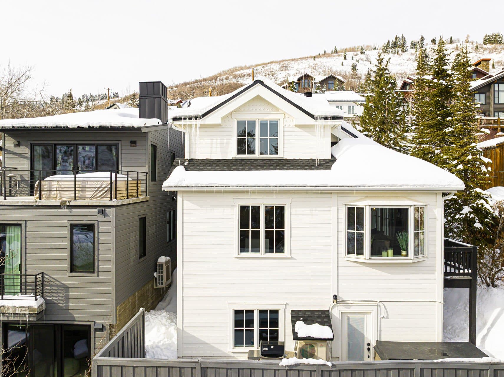 Elevation Estate - Image 40