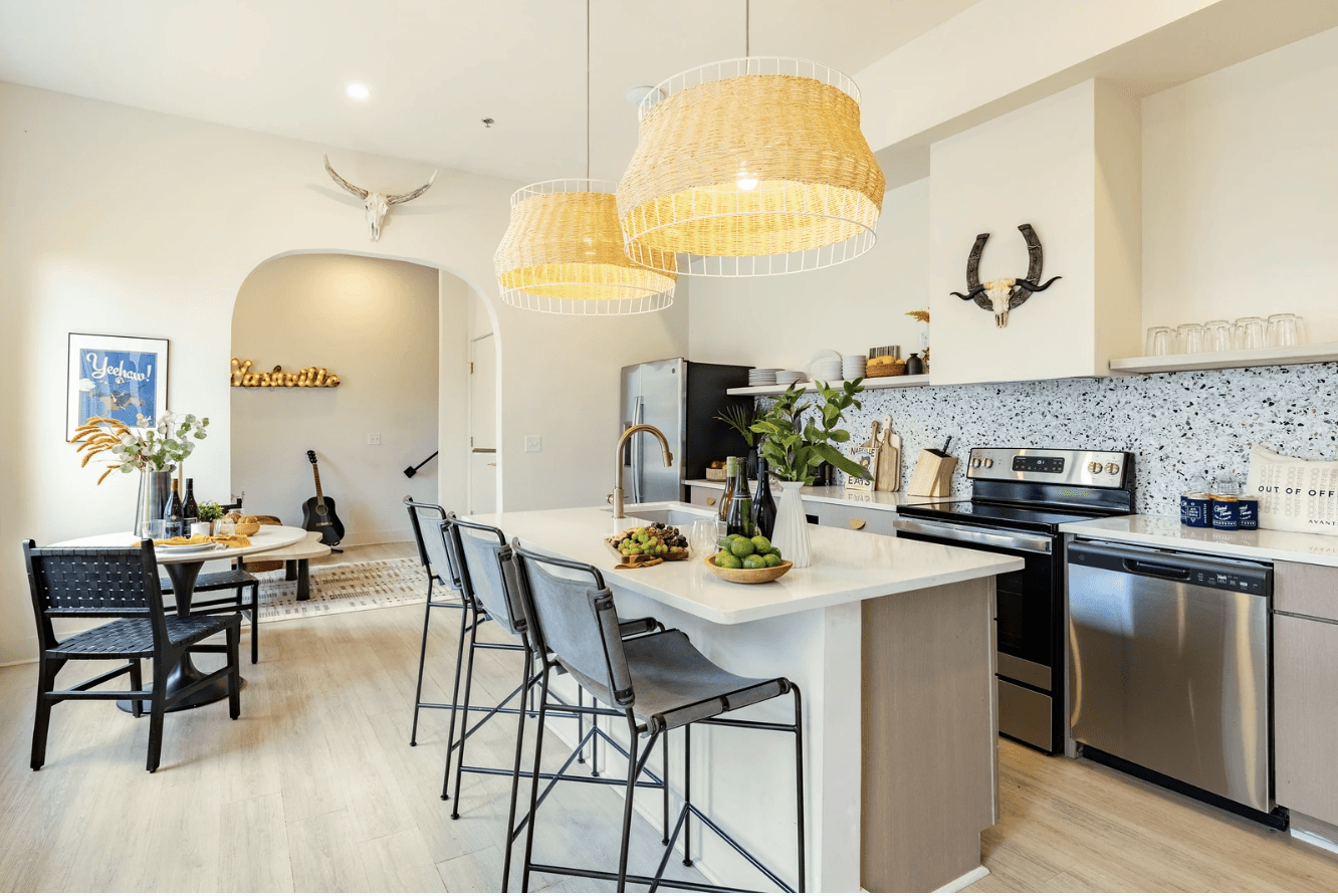 Green Meadow Residence - Image 5