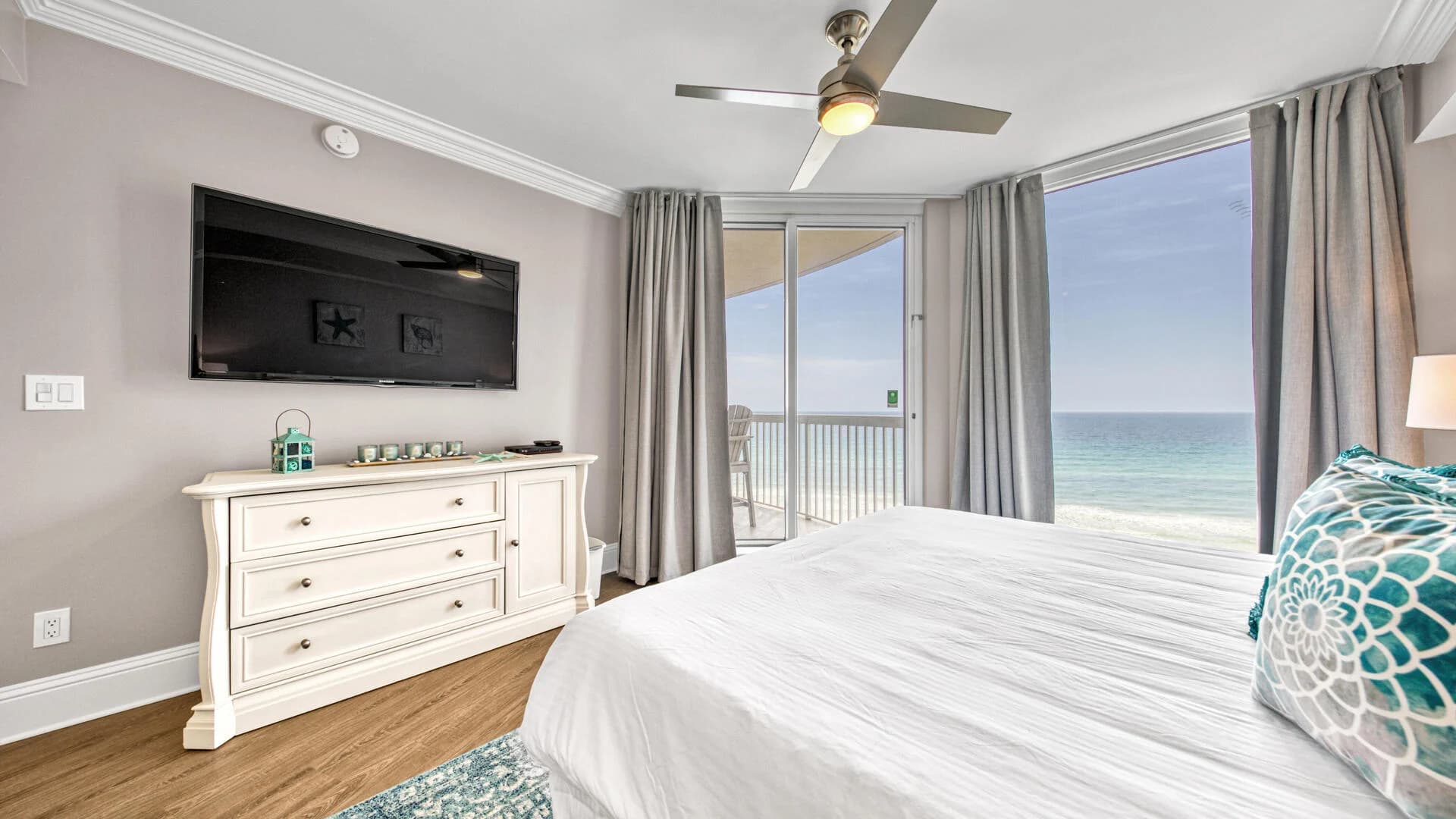 St. Maarten #907 - Image 17