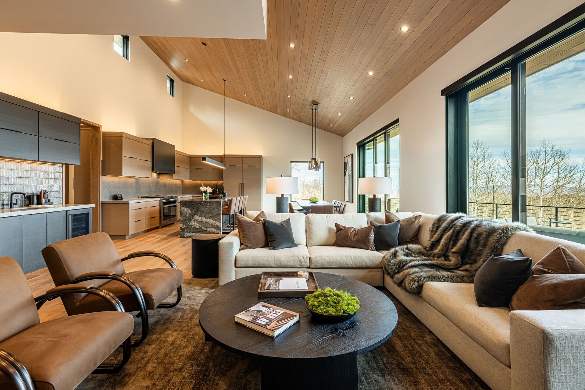 Luxe at Moonshadow - Image 8