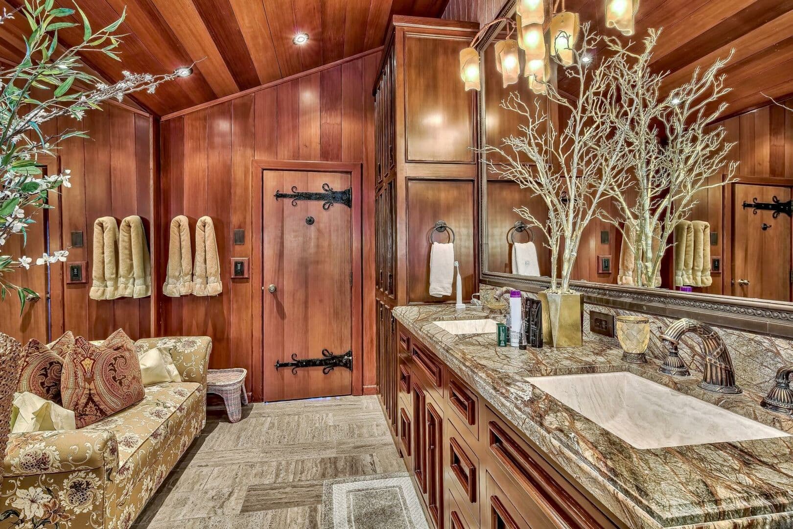 Lakefront Legacy - Image 23