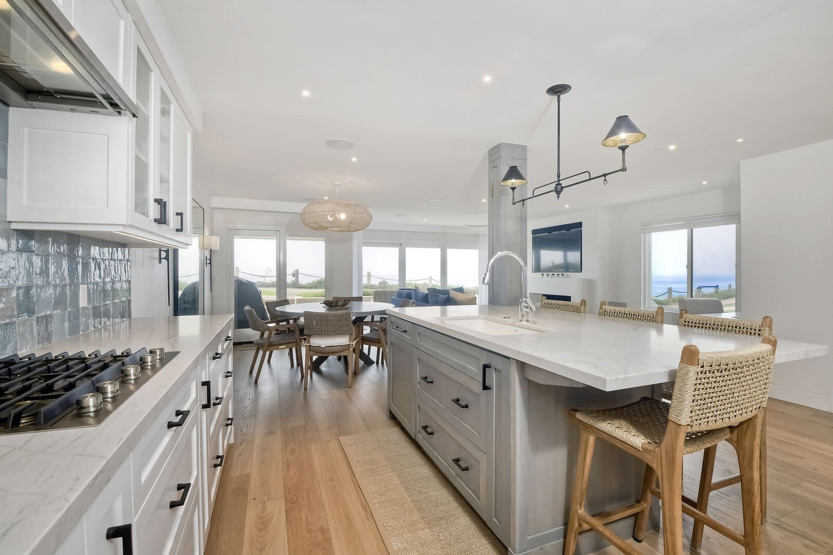 Seascape Sur #69 - Image 10