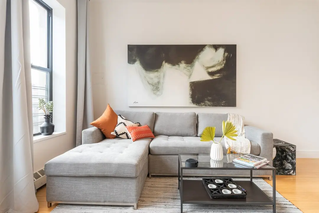 Cypress Court III - Image 4