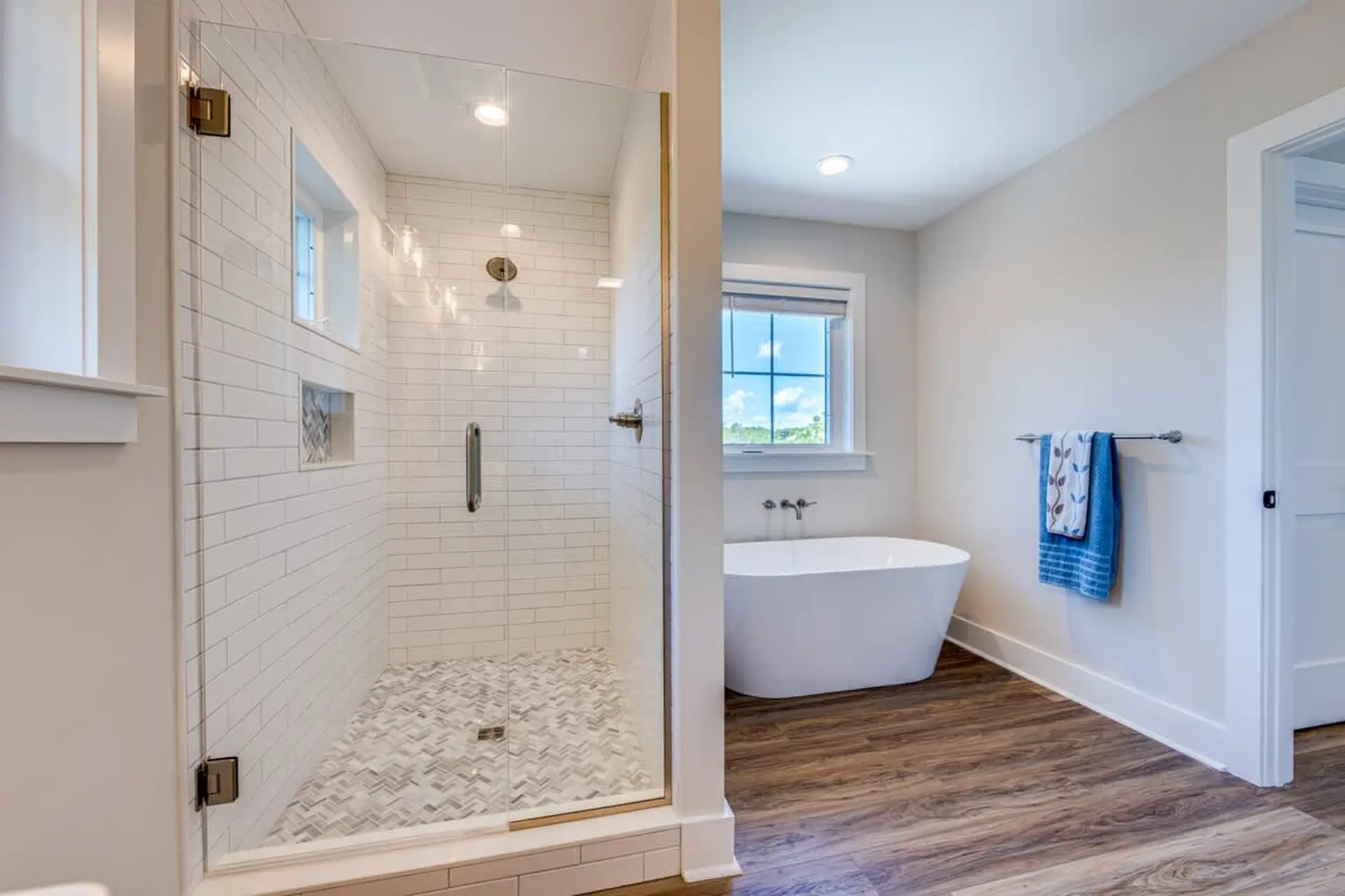 Gone Coastal - Image 30