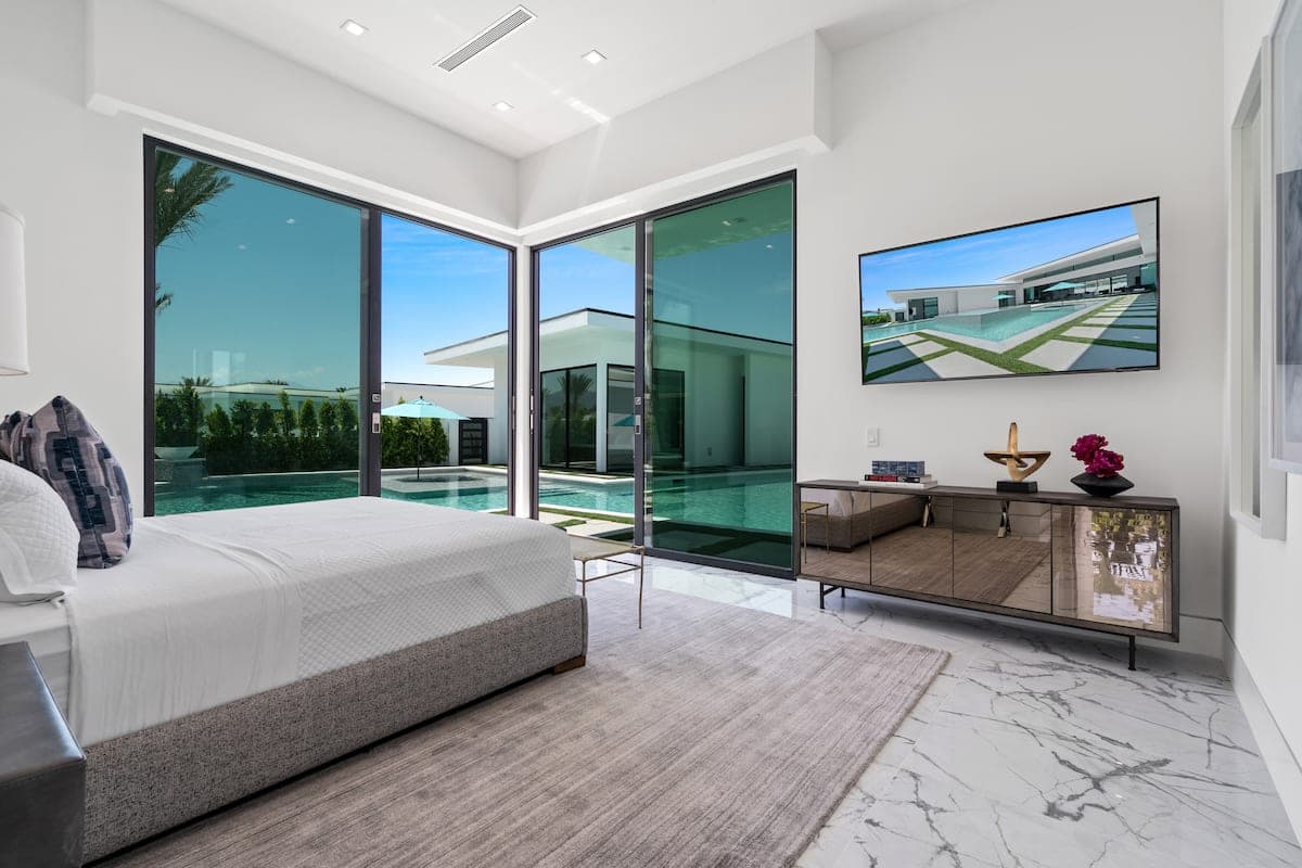 Bravo Villa #7 - Image 16