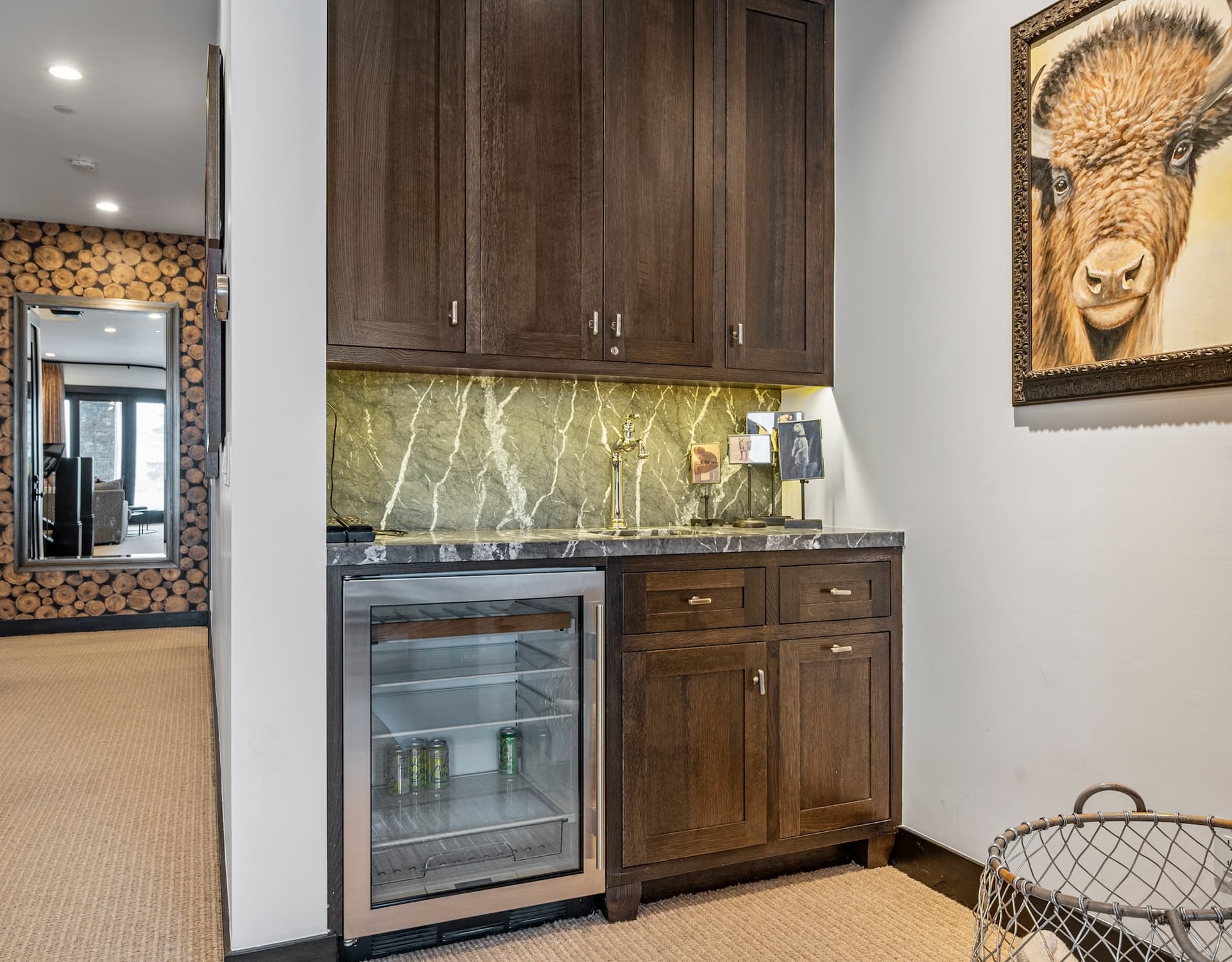 Silver Buck - Image 18