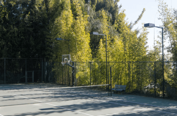 Hillside House - Image 33