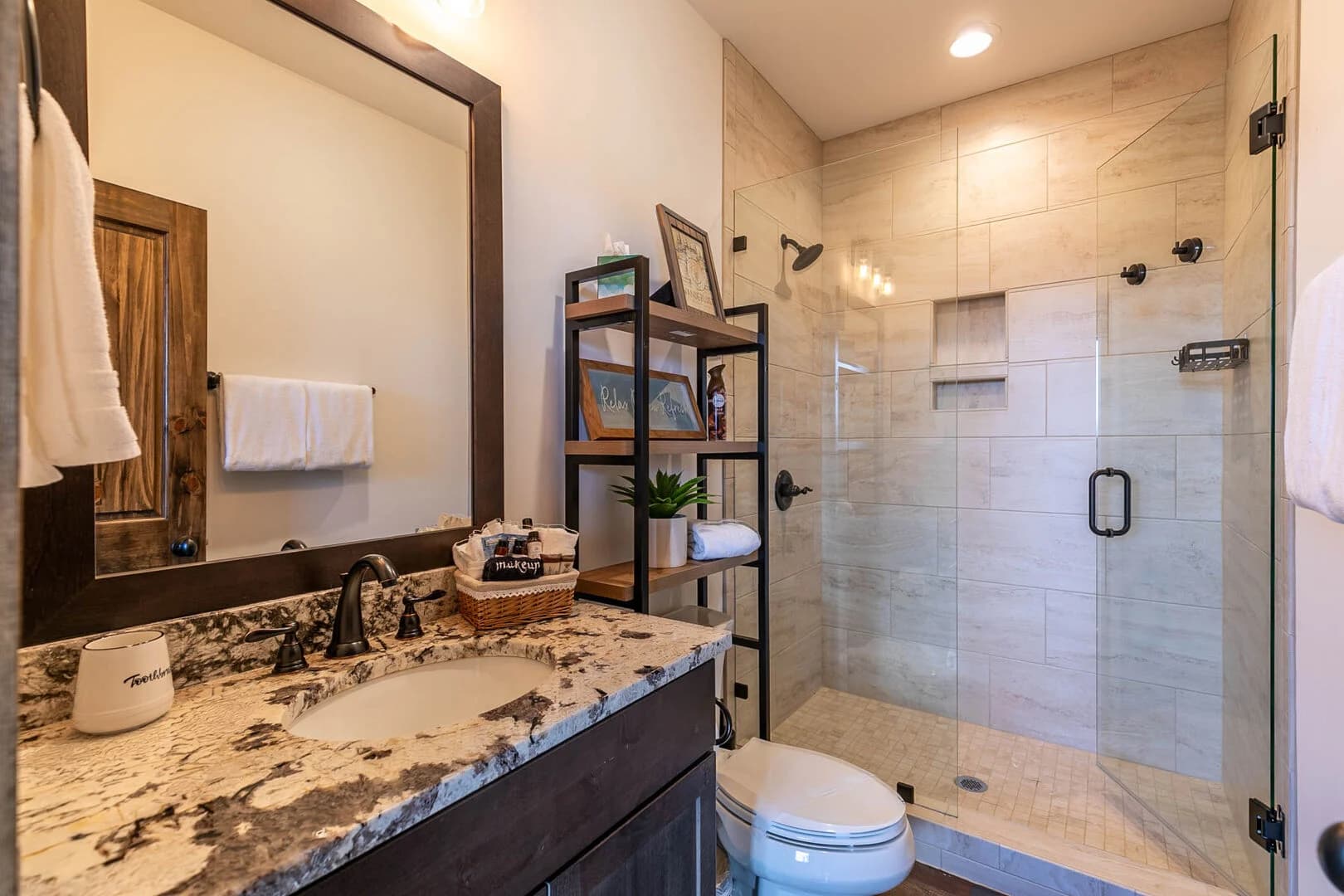 Firesky Lodge - Image 42