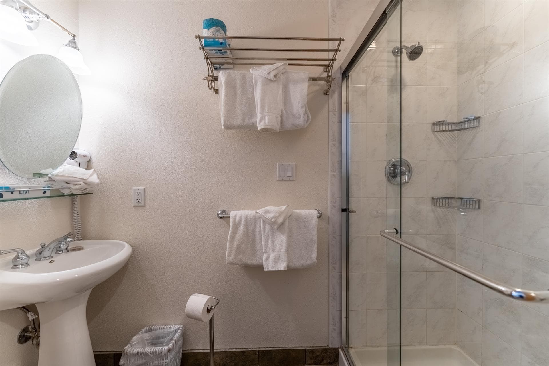 Willows Residence - Image 23