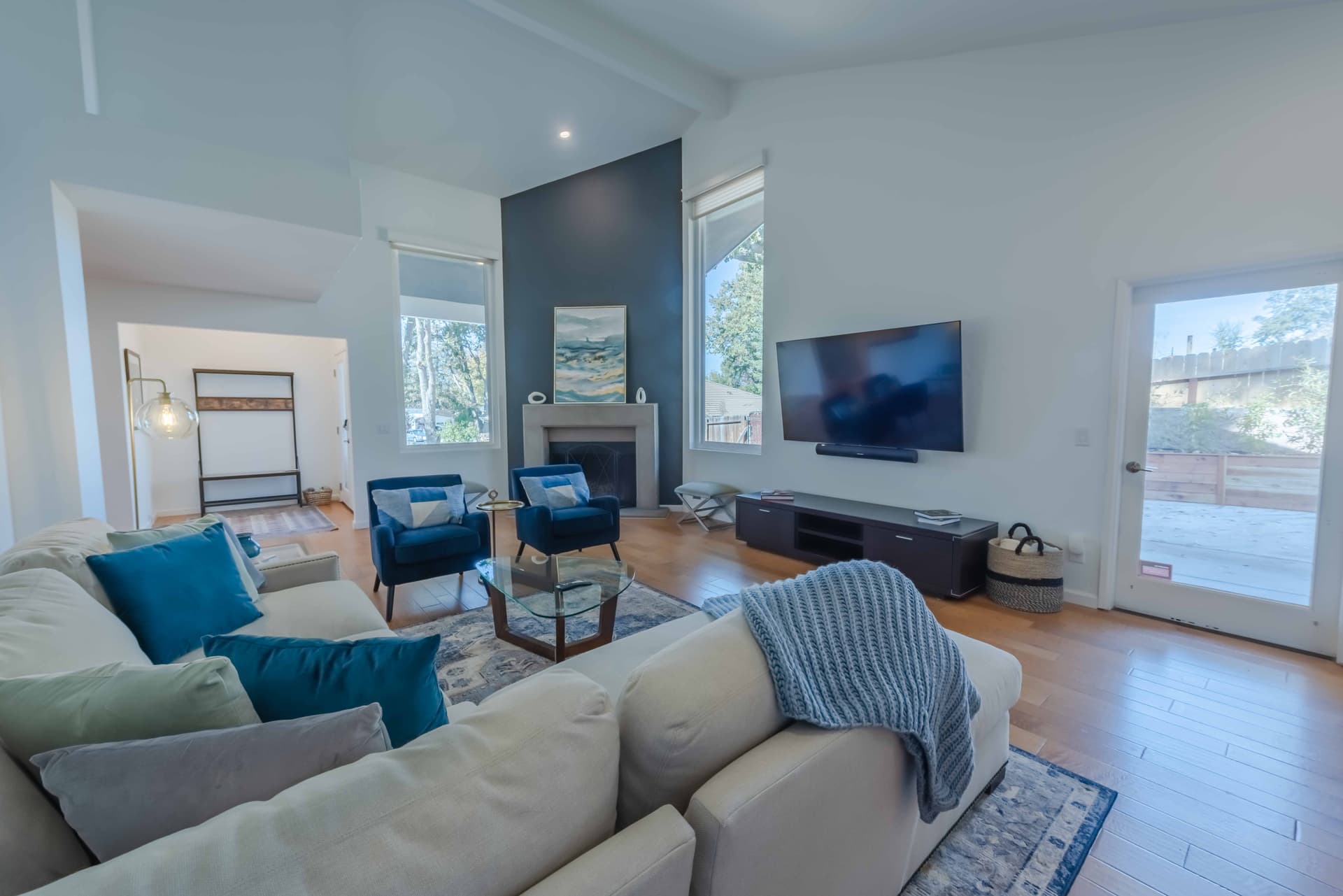 Lago House - Image 12