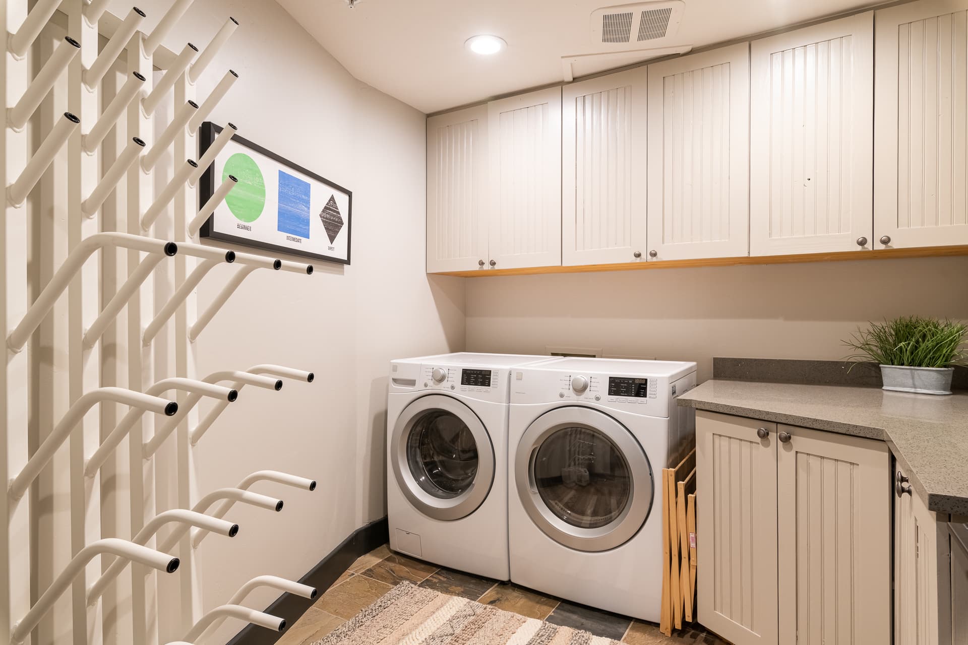 Mountain High at the Plaza - Image 30