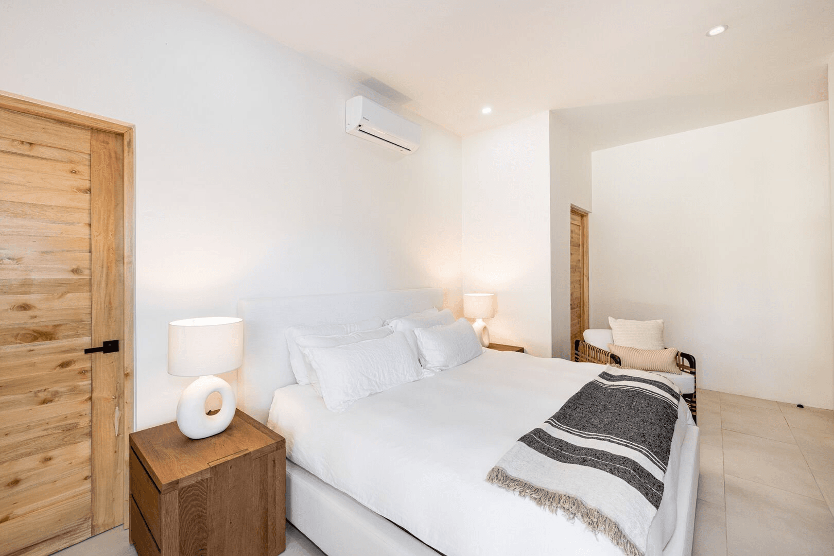 Casa Blanca - Image 8