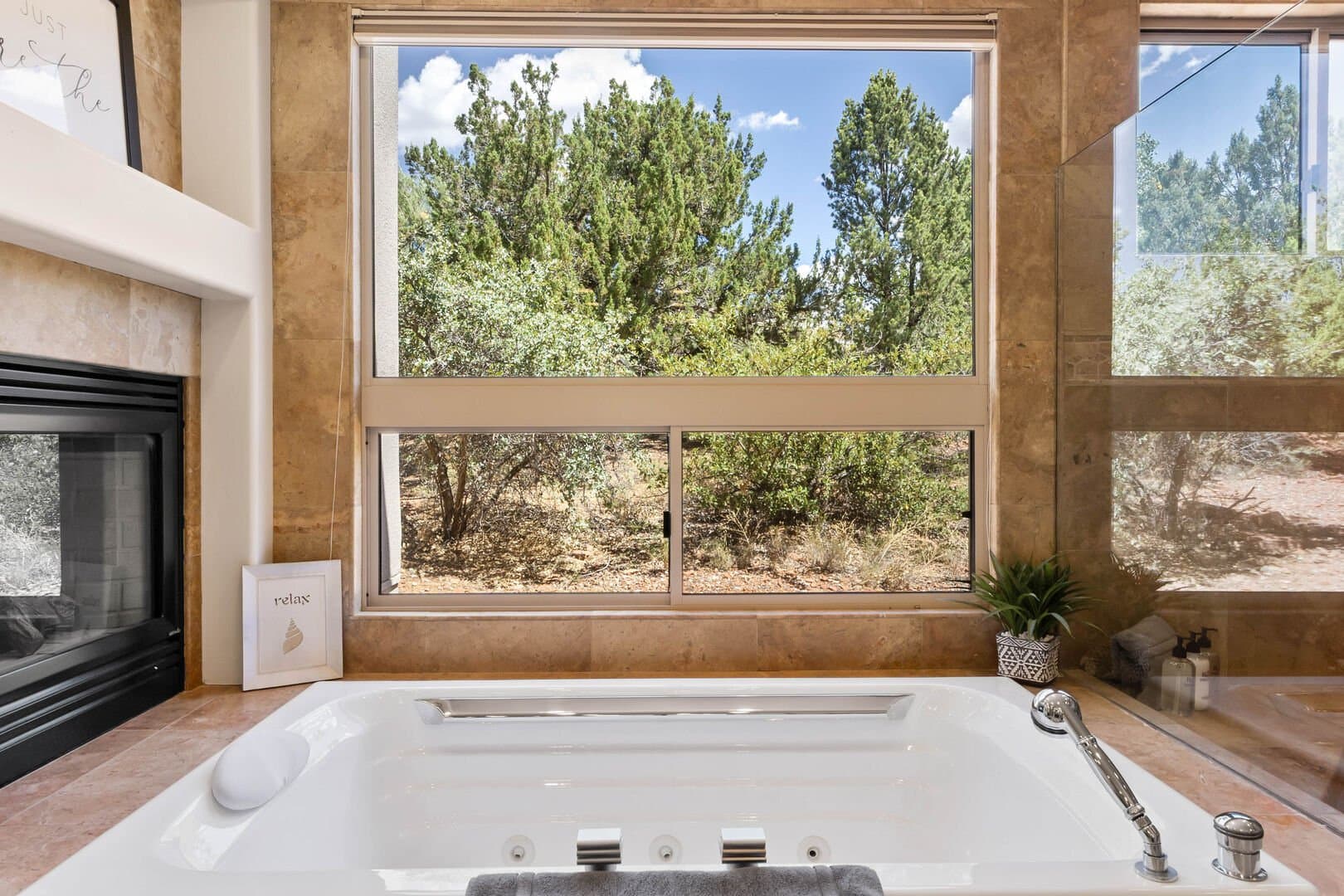 West Chateau - Image 84